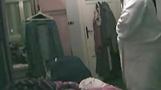 Քեյսի Չեյզը հրապուրում է Բարբի Սինքլերին սեքսով զվարճանալու համար